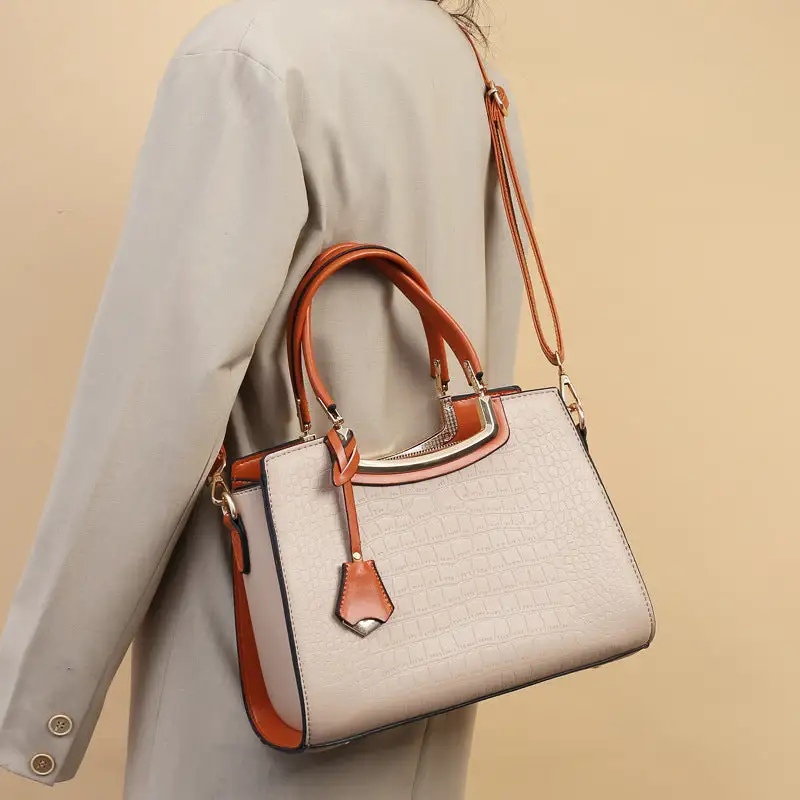 Structured Minimal Crossbody Bag