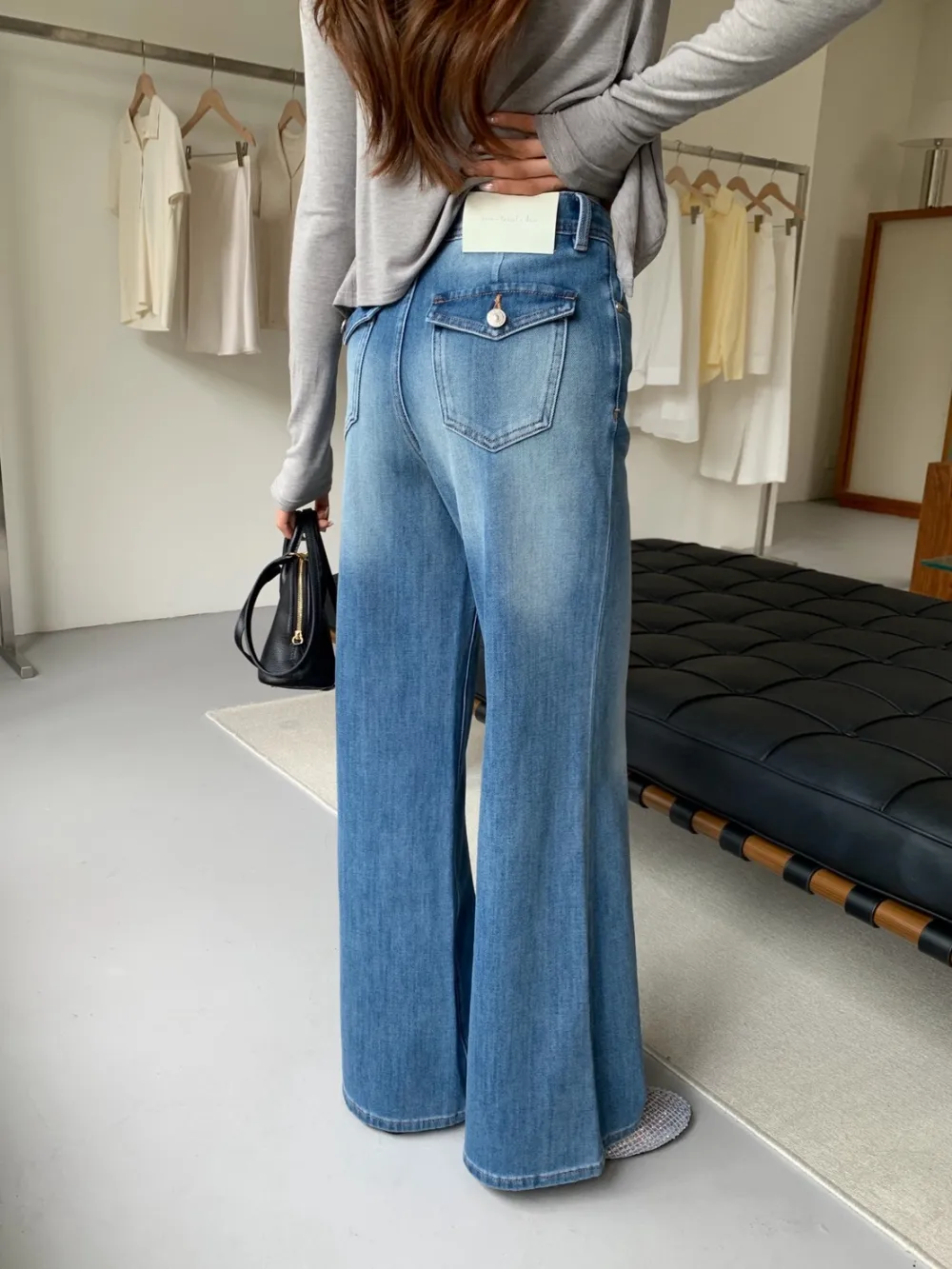 Curved Fit Straight Wide Jeans