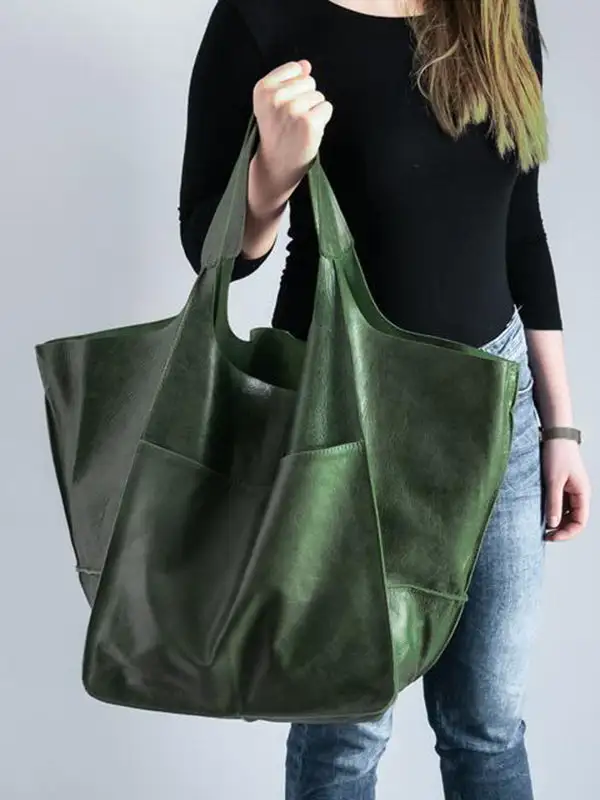 Polished Modern Shoulder Bag