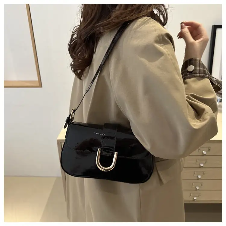 Structured Slim Baguette Bag