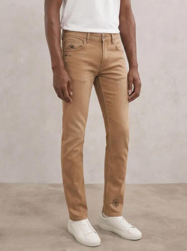 Men's Classic Comfort Mountain Compass Printed Stretch Denim Jeans