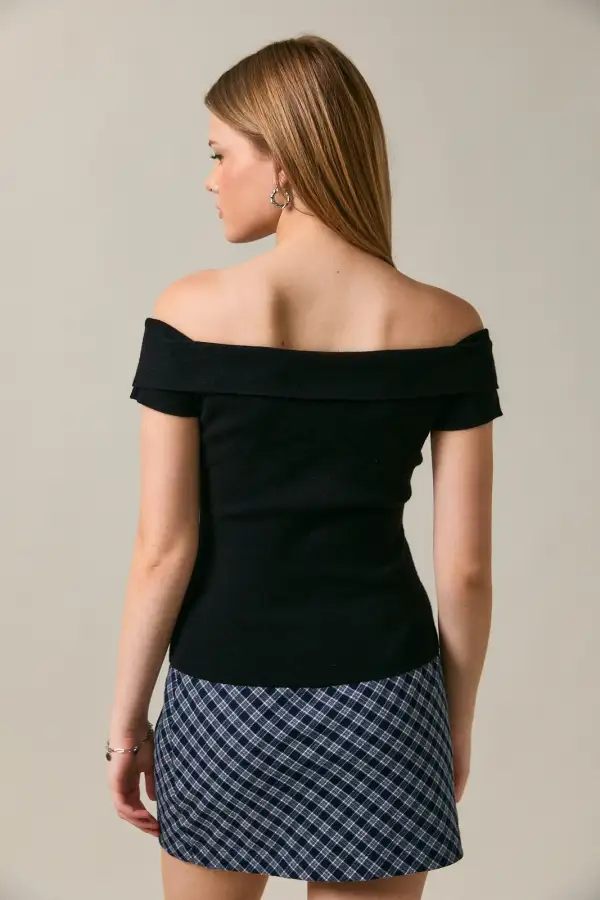 Off Shoulder Tie Top