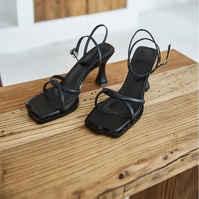 Square-Toe Block-Heel Square-Heel Pumps