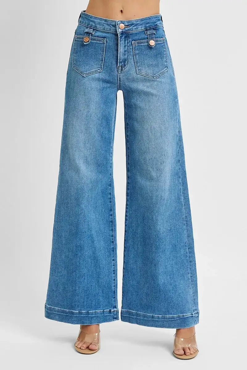 Mid Rise Patch Pocket Wide Leg Jeans