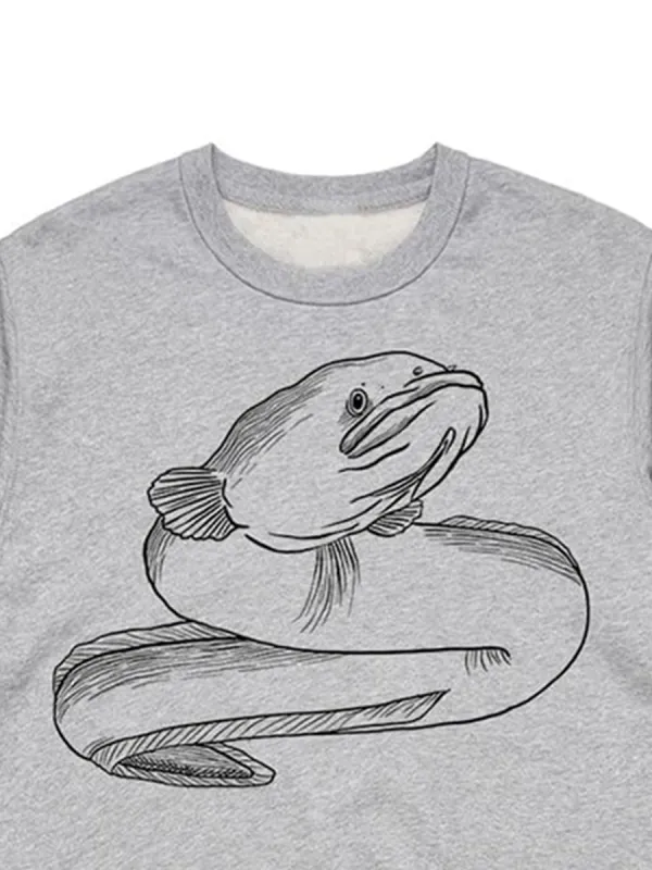 A versatile sports shirt with a simple long-fin eel animal pattern
