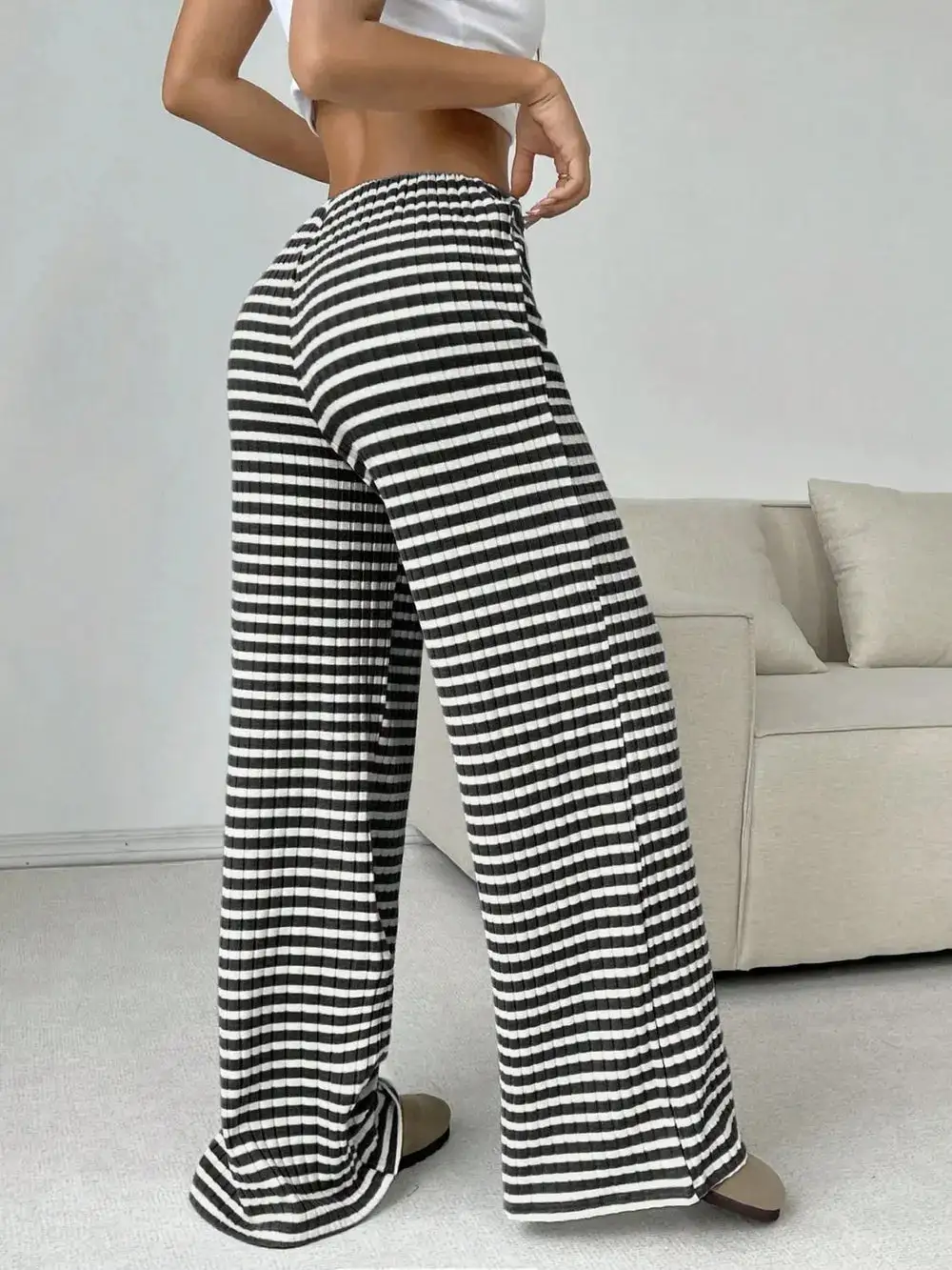Modern Tie Waist Tie Detail Pants