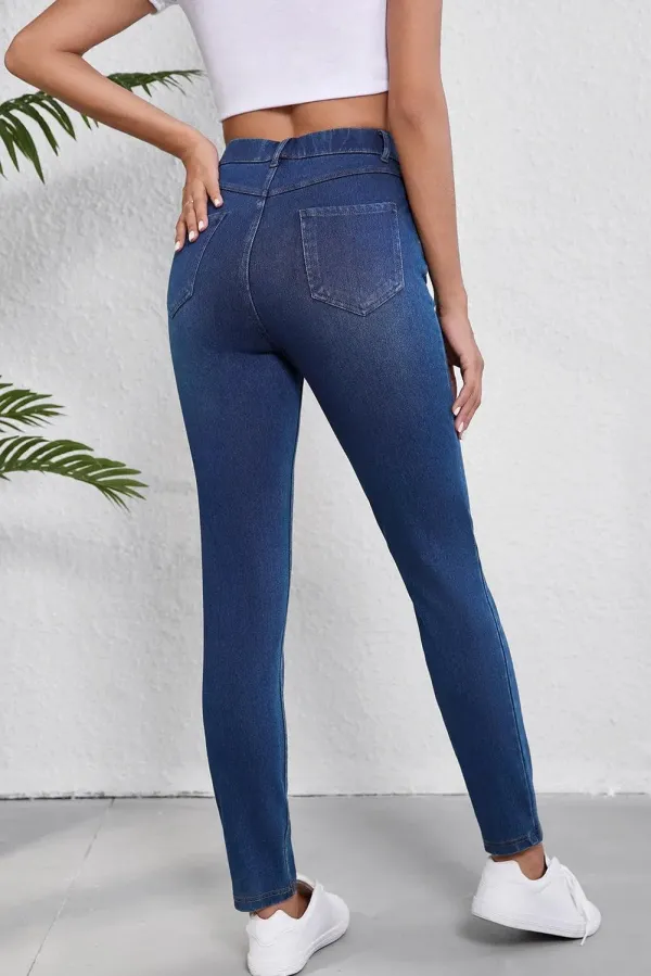 Straight Leg Ashleigh Multiple Pockets Stretchy Jeans