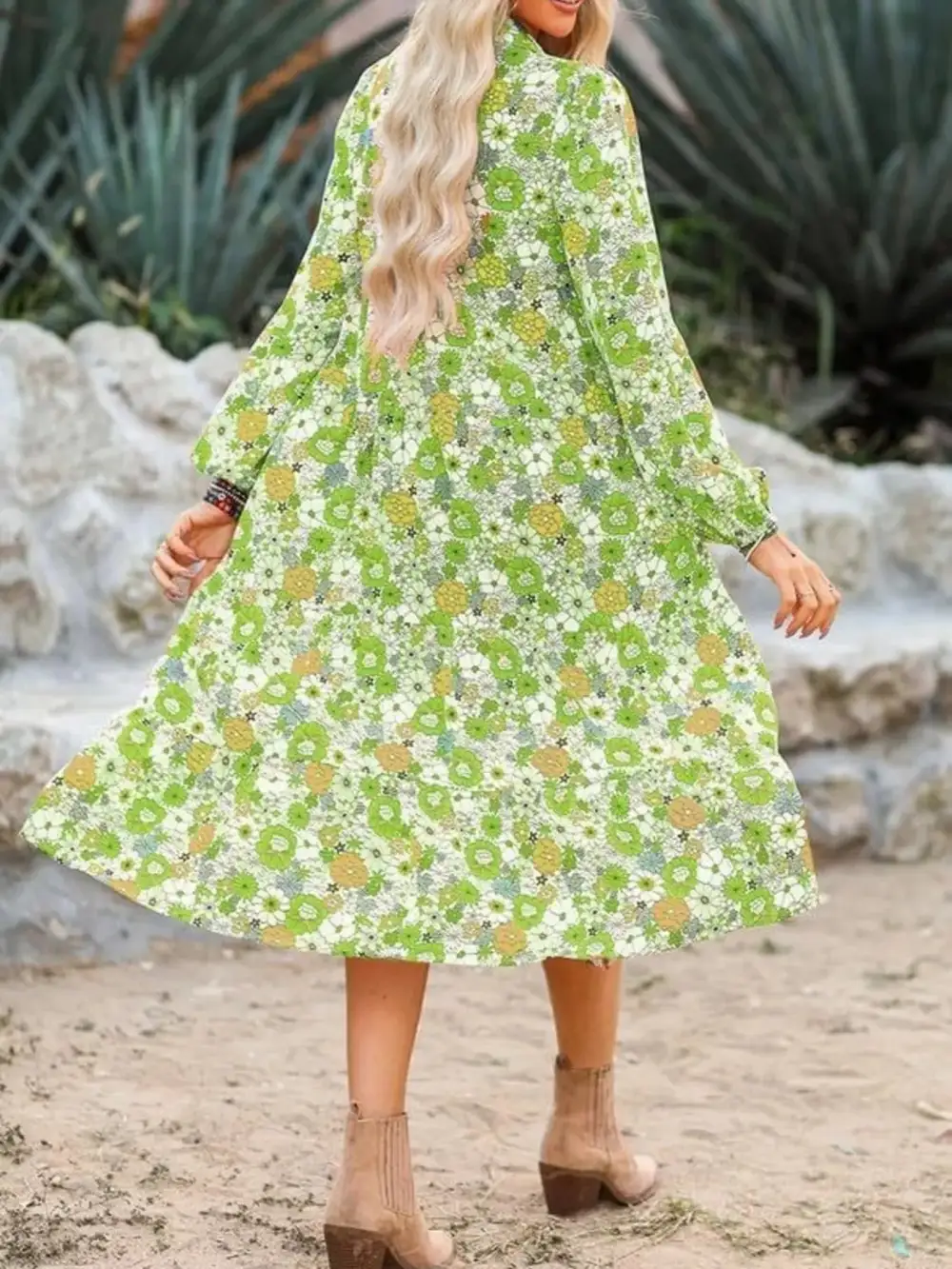 Textured Detail Floral Printed Midi Dress