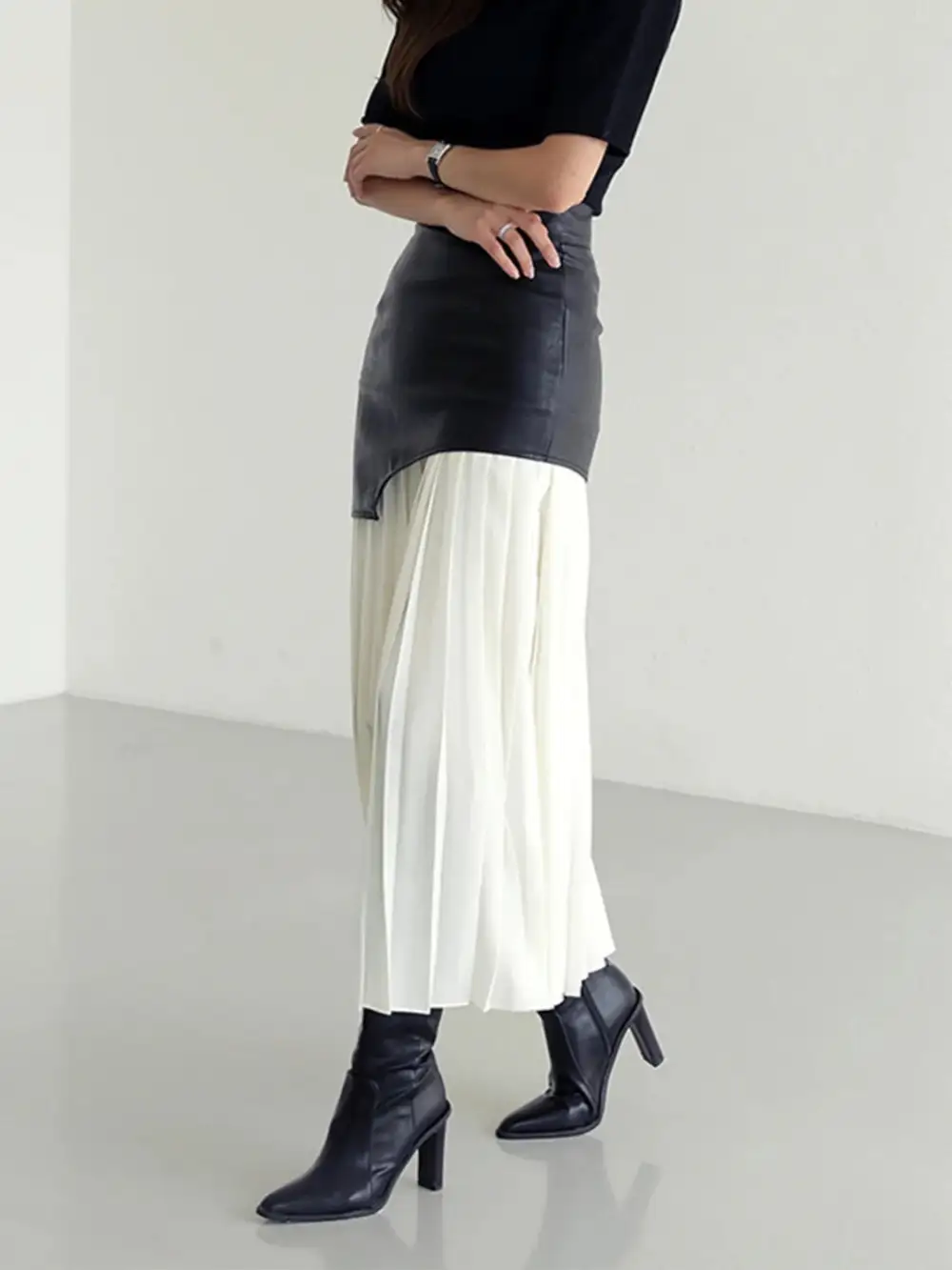 Draped Pleated Contrast Skirt