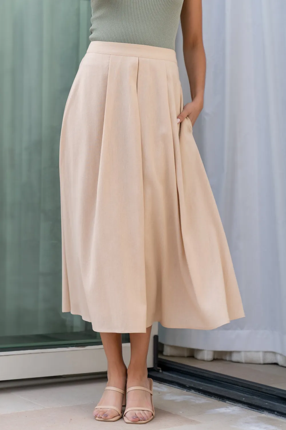 High-Waisted Versatile Slimming Skirt