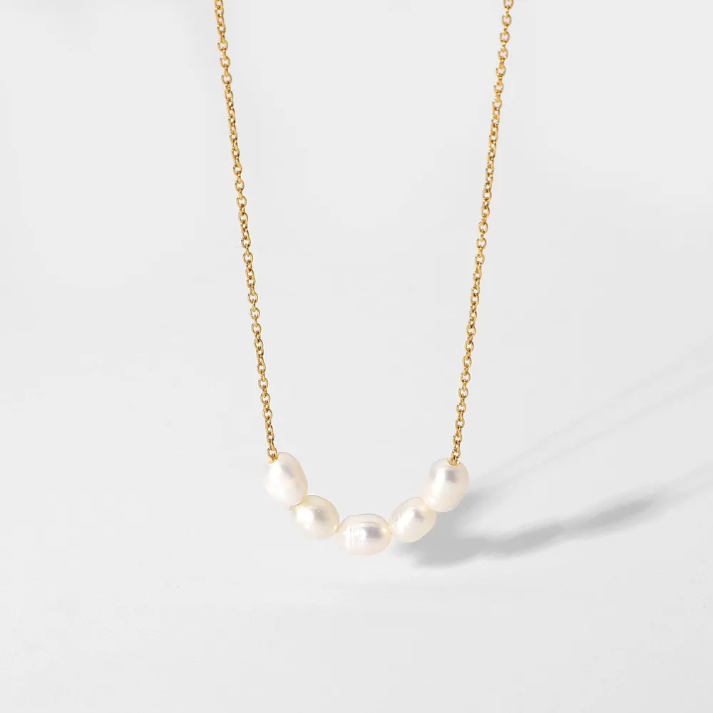 Refined Pearl Chain Necklace