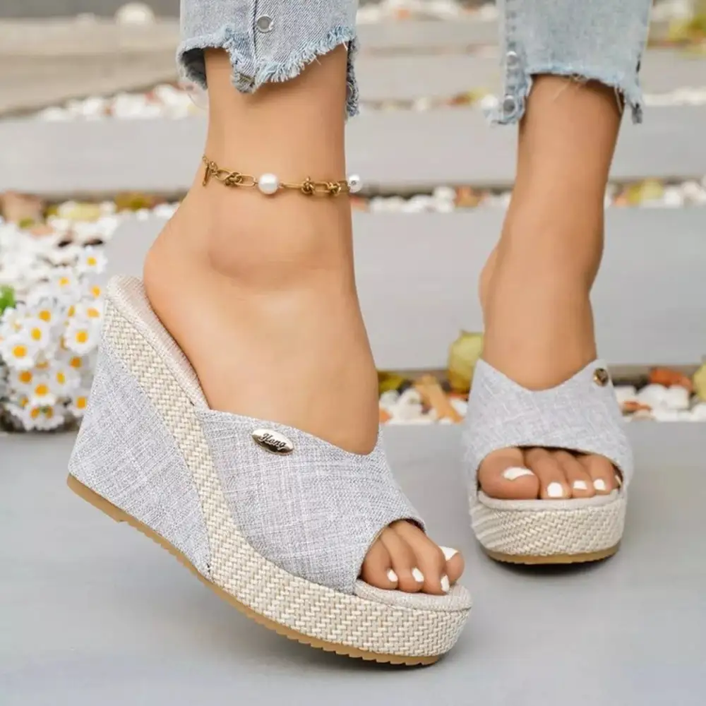 Textured Tiered Open Toe Wedge Sandals