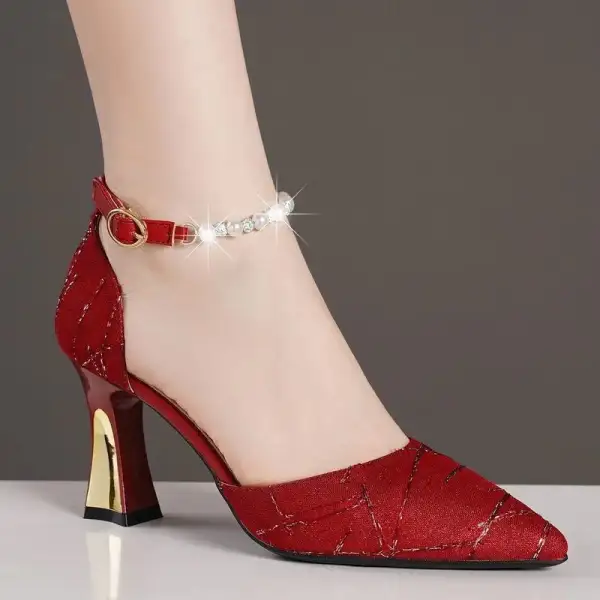 Elegant Pointed-Toe Classic Pumps