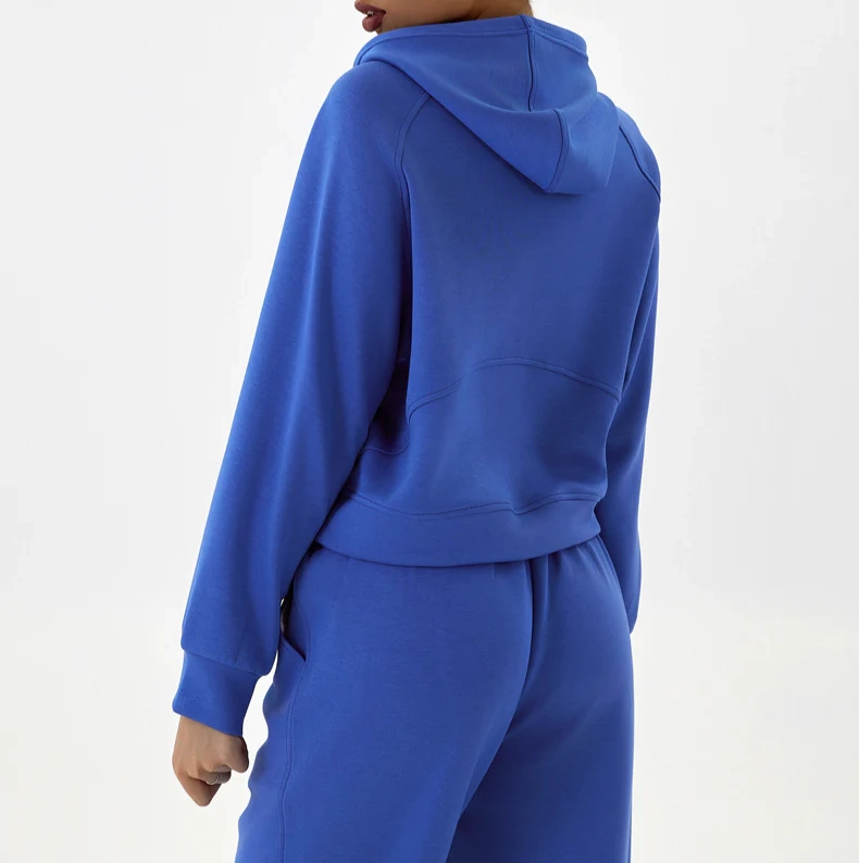 Curved Back Loose-Fit Hoodie