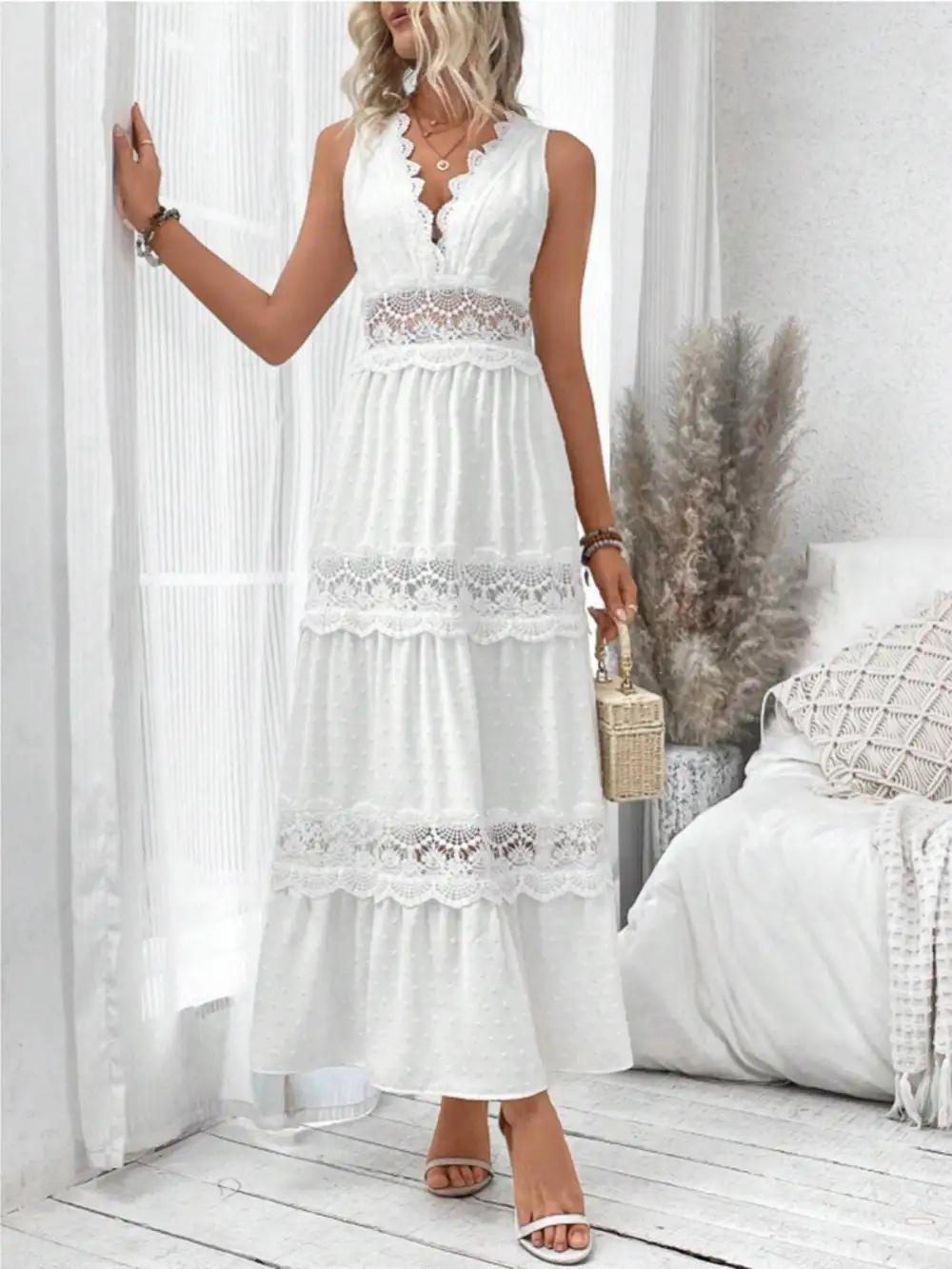 Lace Sleeveless Maxi Dress