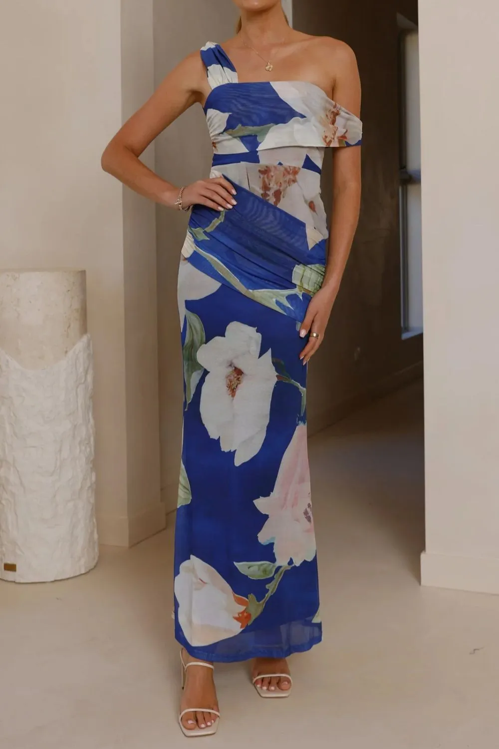 Clean Line Floral Printed Ruched Maxi Dress