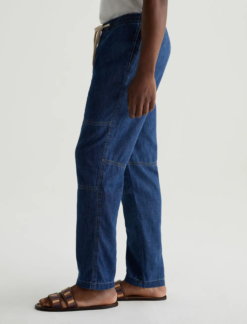 Men's Relaxed-Fit Lightweight Jeans