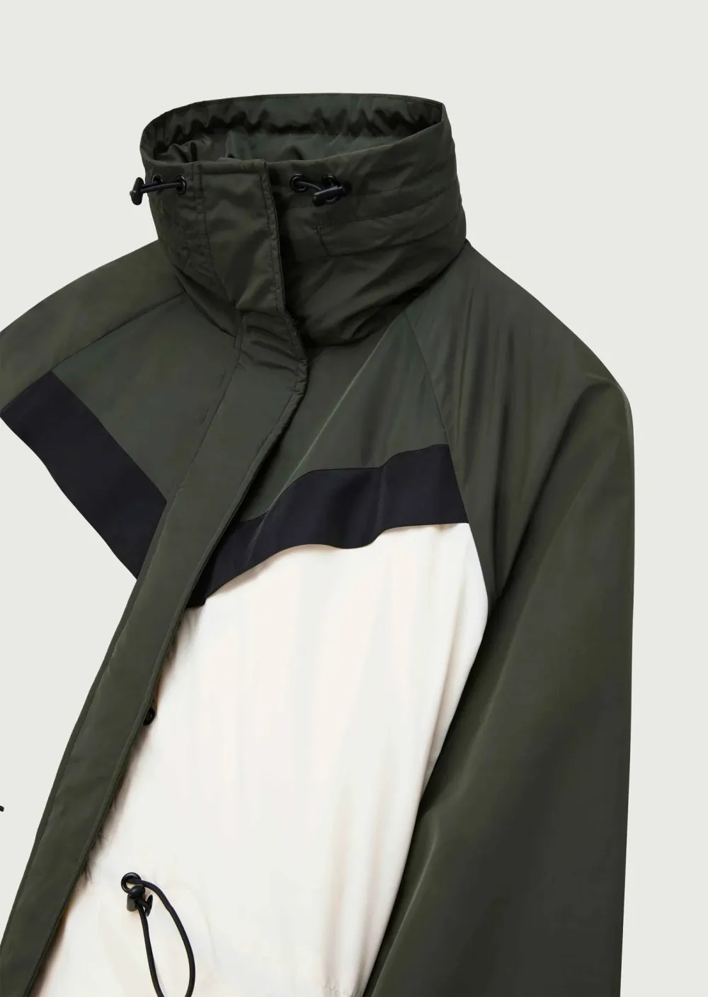 TURTLENECK  CONTRAST COLOR JACKET