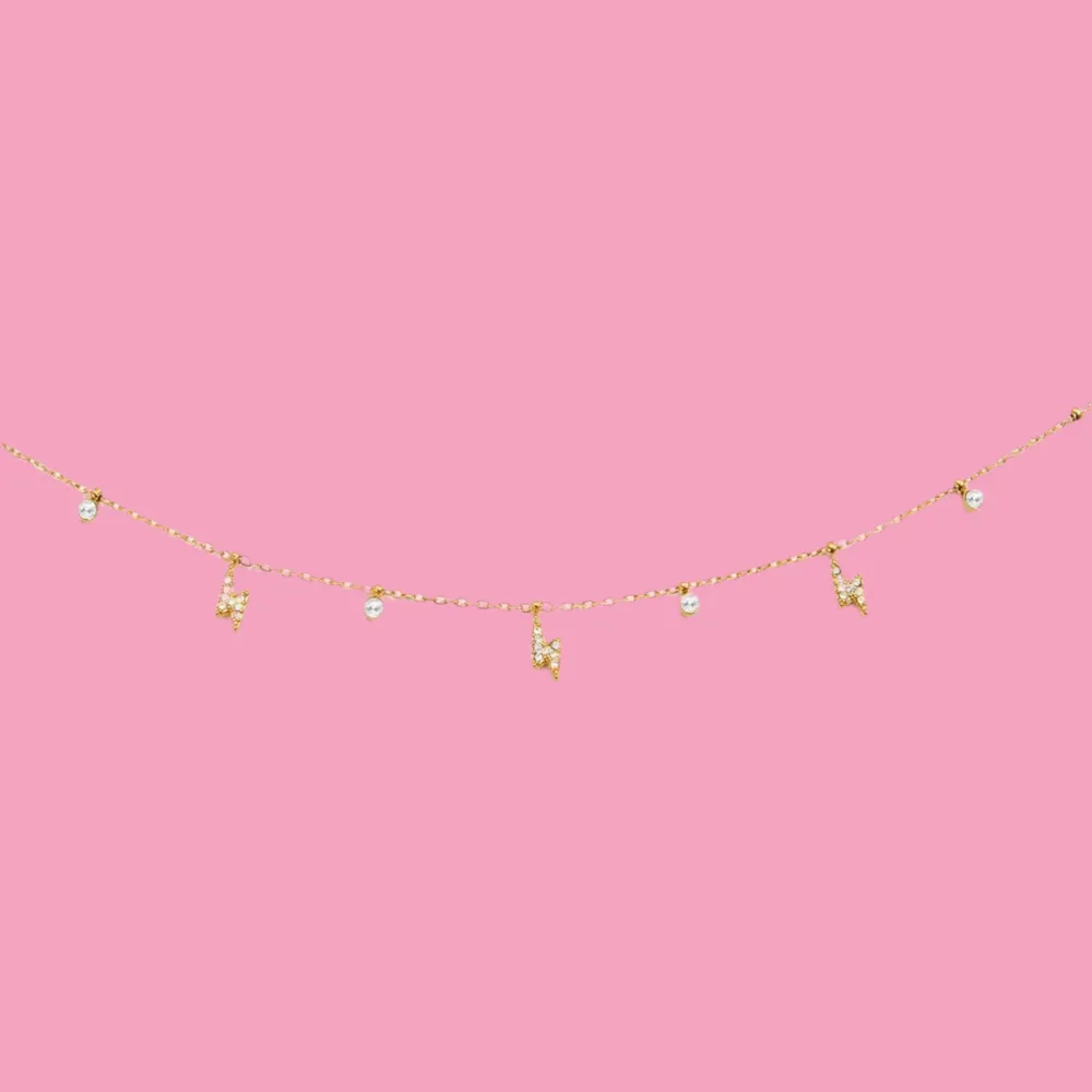 Minimal Refined Zirconia Necklace