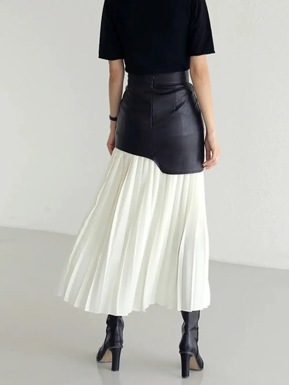 Draped Pleated Contrast Skirt