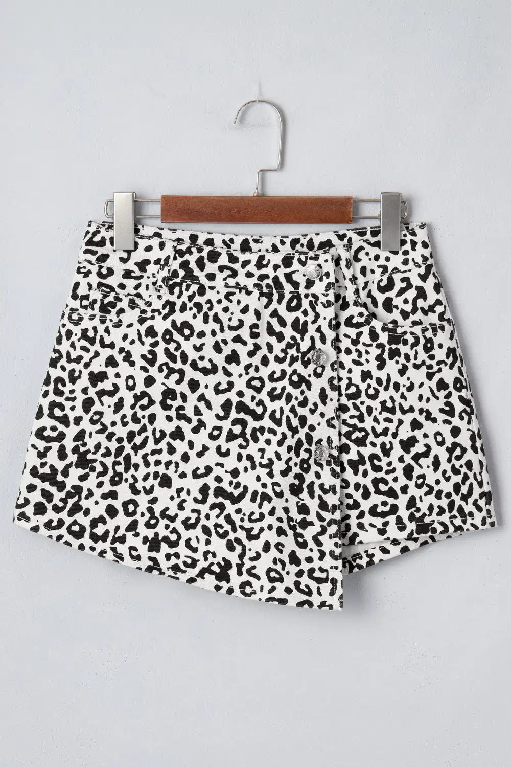 Leopard Print Button Overlap Denim Shorts