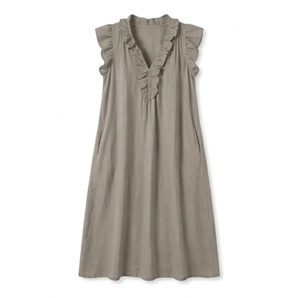 Ruffle Pocket V Midi Dress