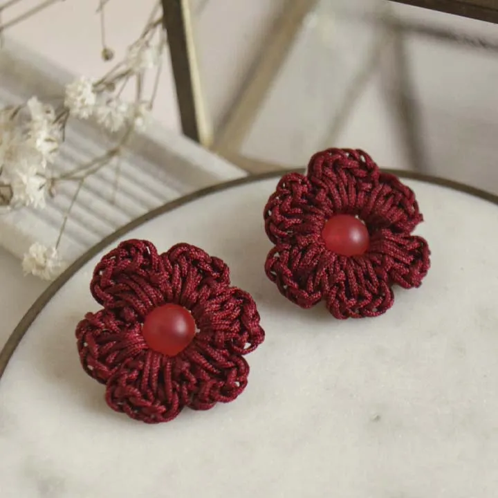 Elegant Refined Earrings