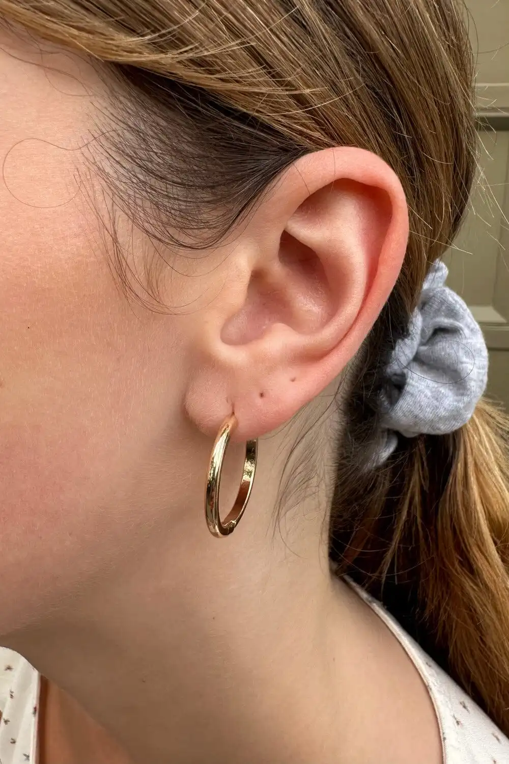 Rounded Metal Hoop Earrings