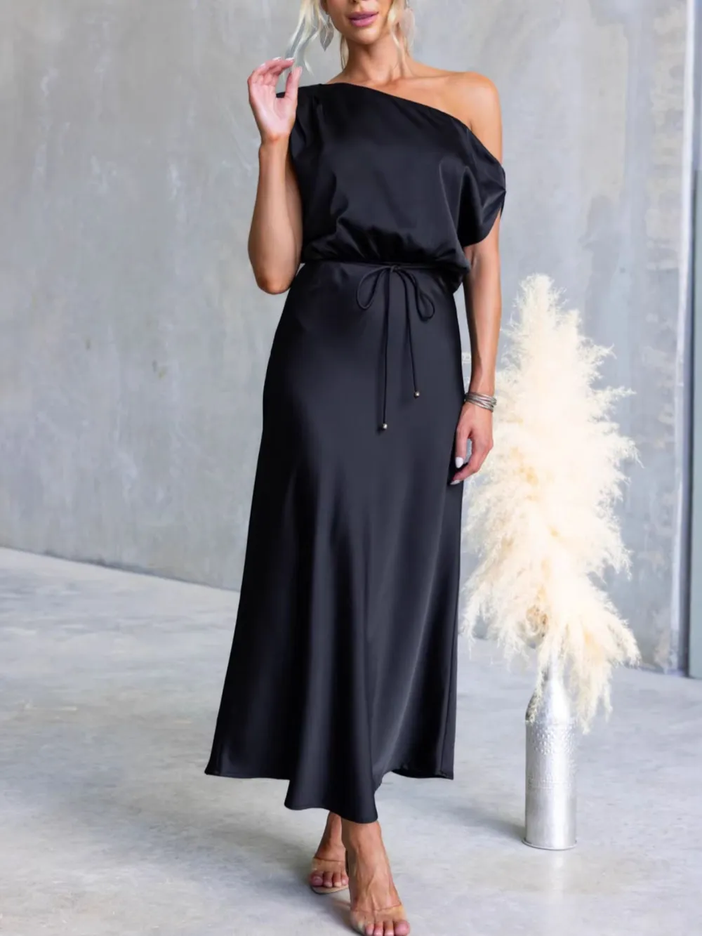 Shoulder Midi Dress