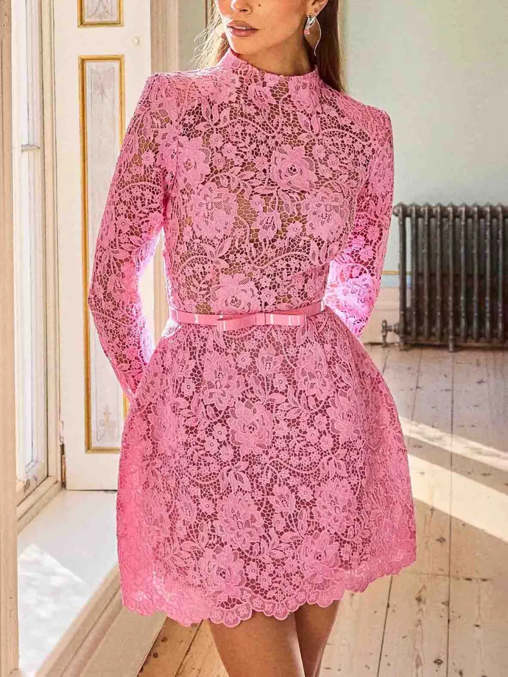 Elegant Floral Lace Long Sleeve Cutout Midi Dress