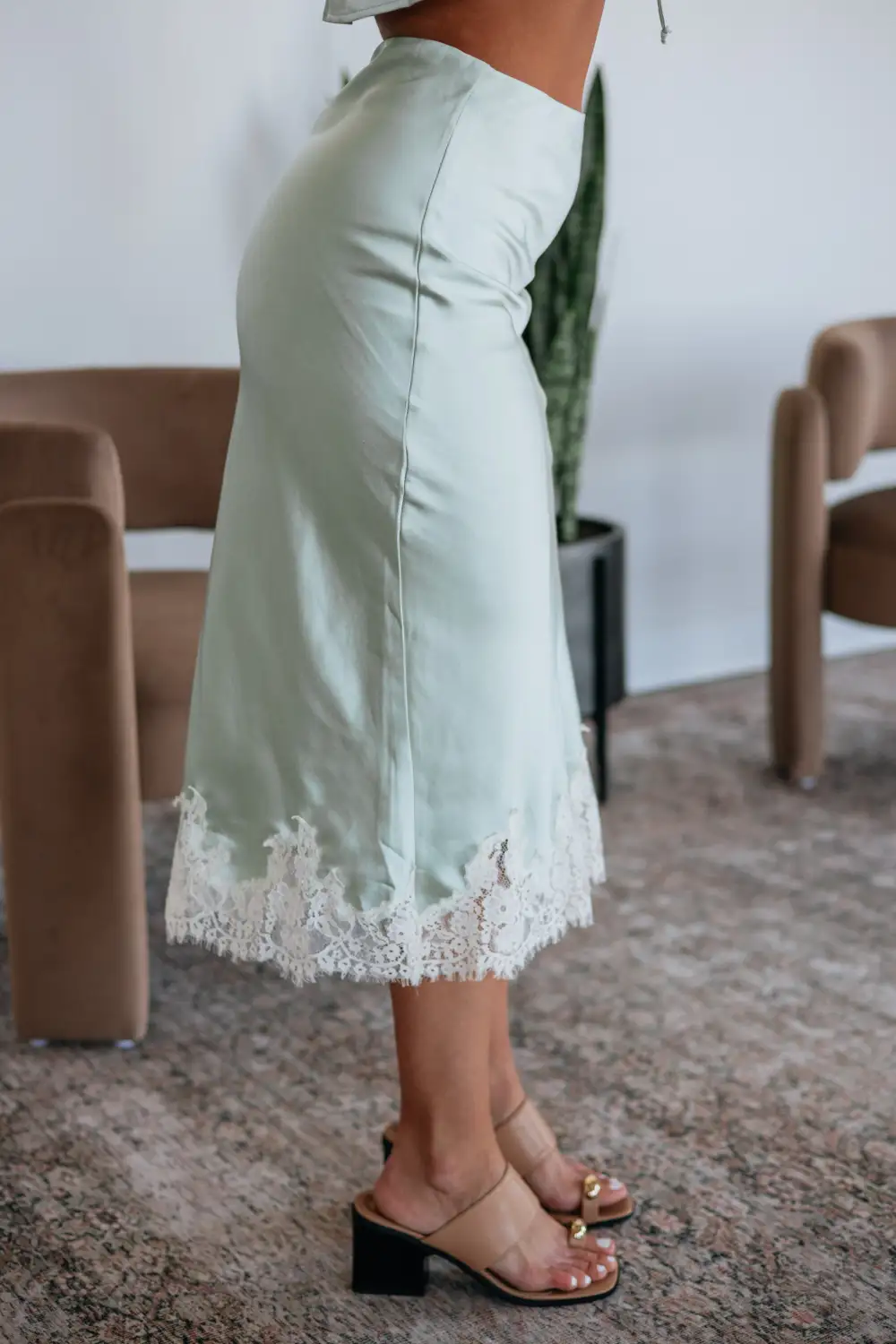 Refined Satin Lace Elastic Waist Midi Skirt