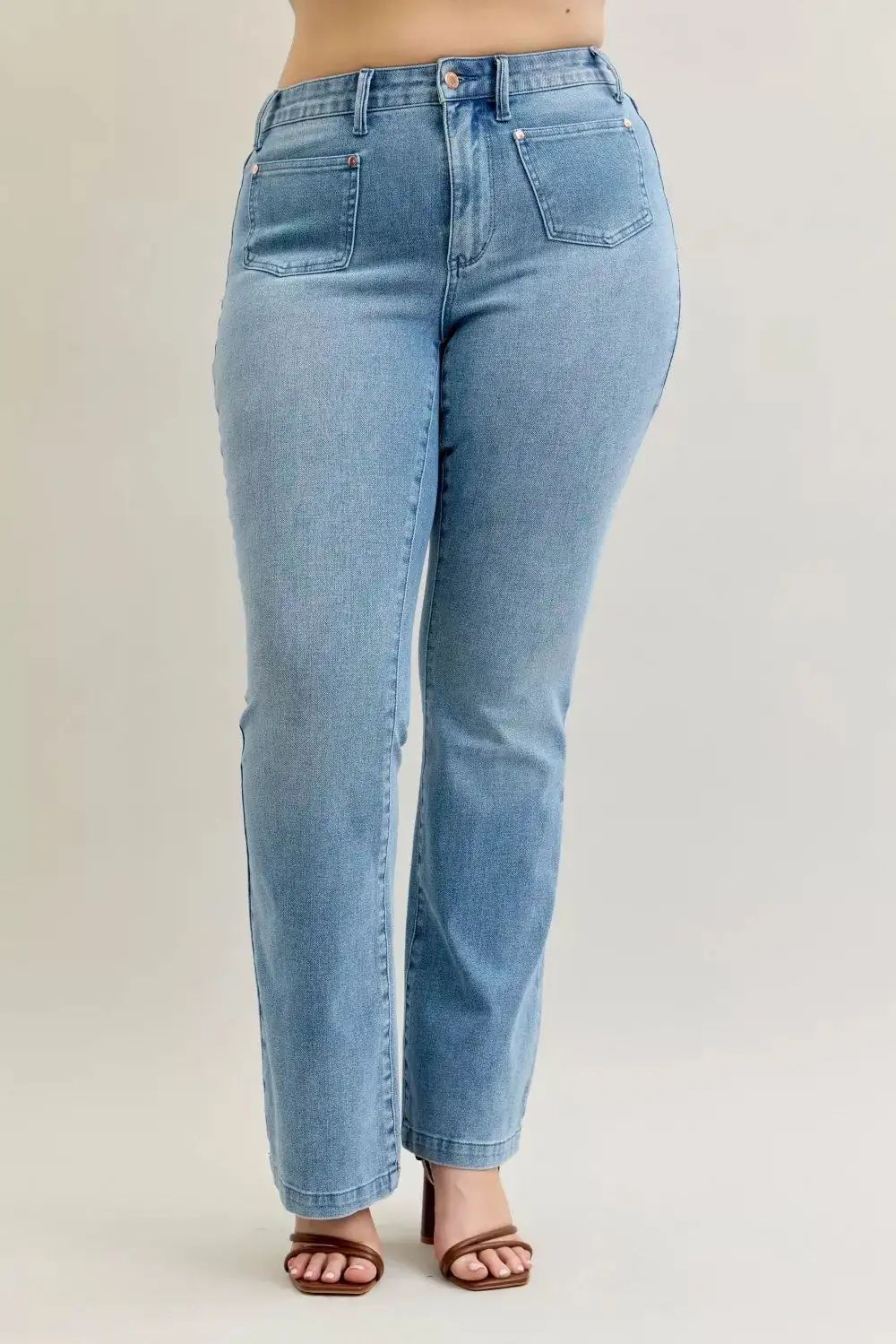 Tailored Mid Rise Flare Leg Pocketed Denim Jeans