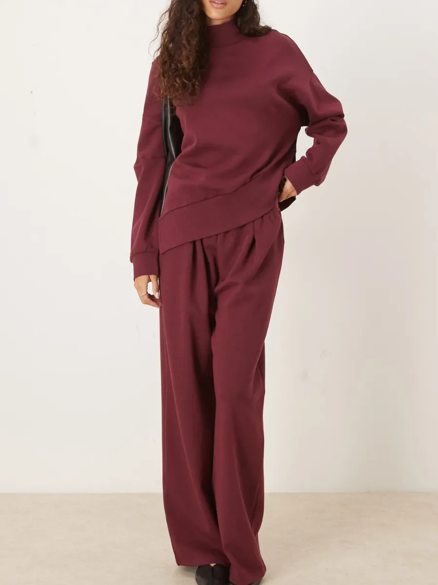 Turtleneck Oversized Sweatshirt