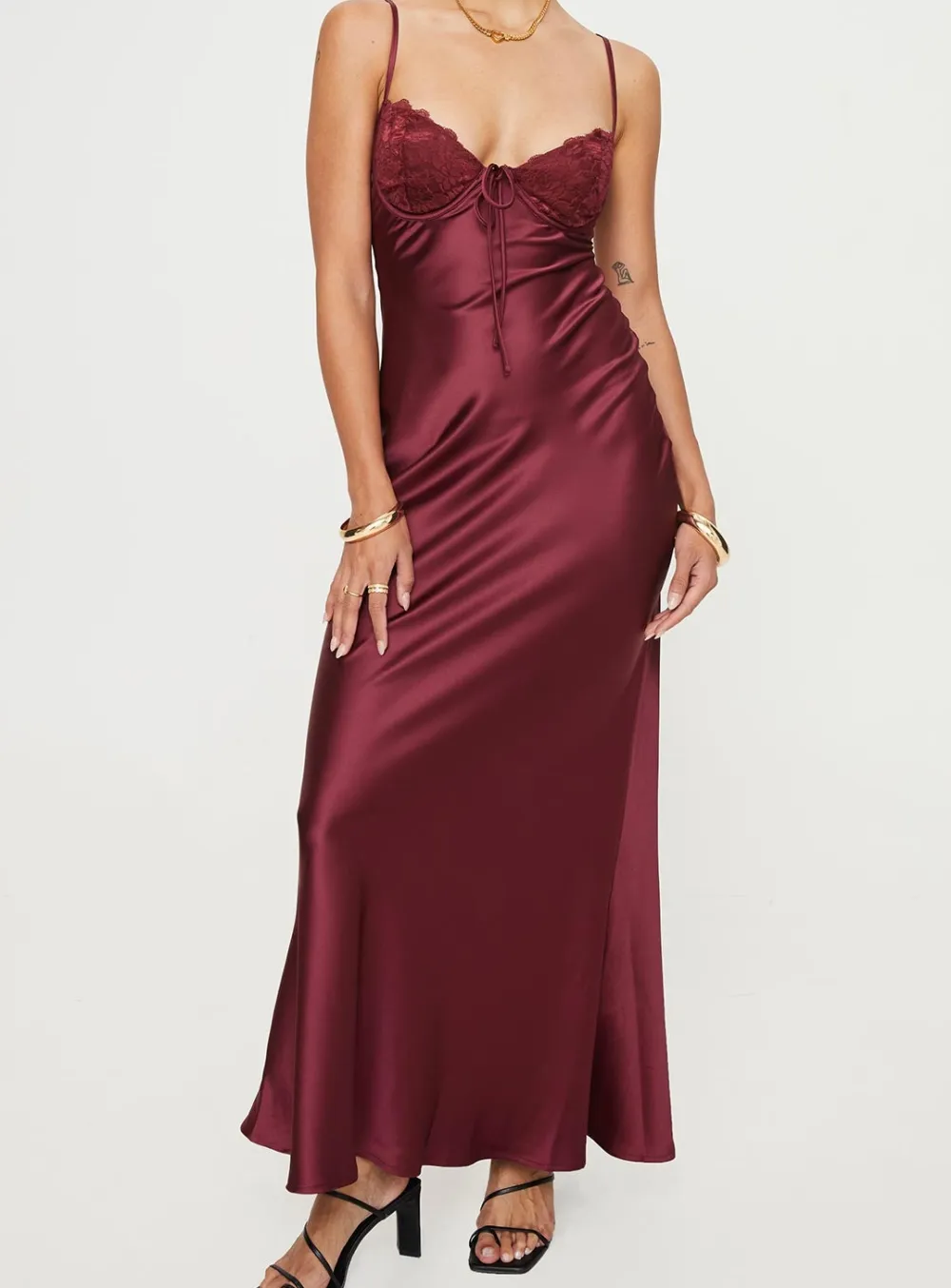 Elegant Maxi Sweetheart Neck Maxi Dress
