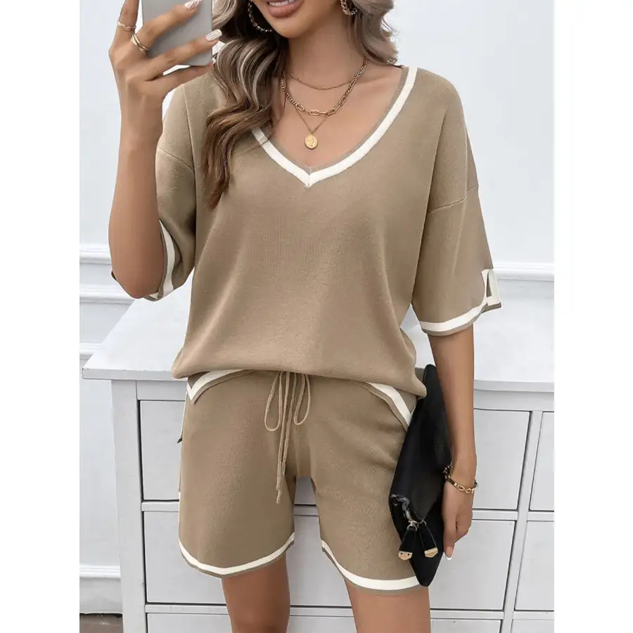 Contrast Trim V Neck Top and Shorts Set