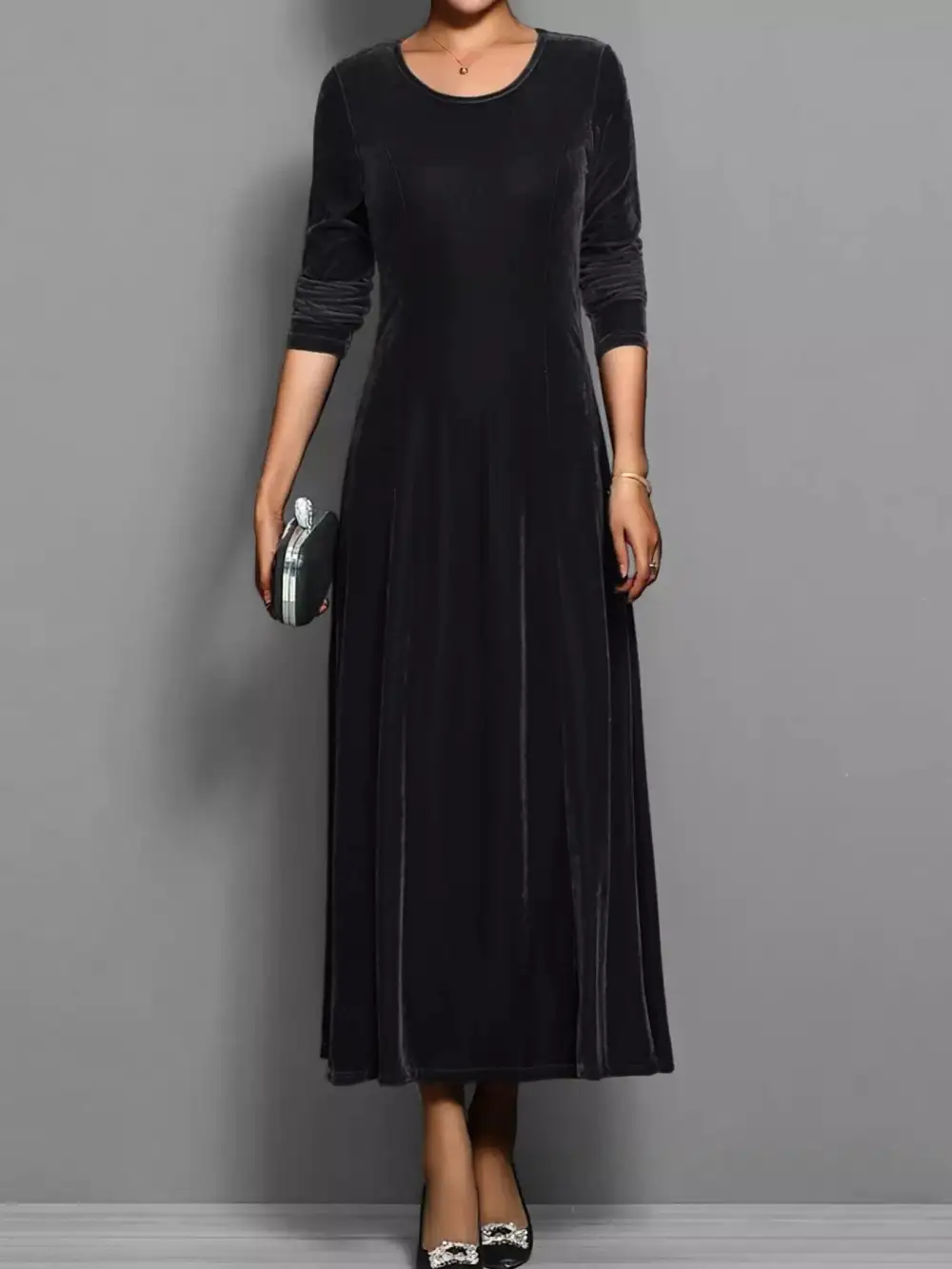 Finish Velvet Long Sleeve Dress