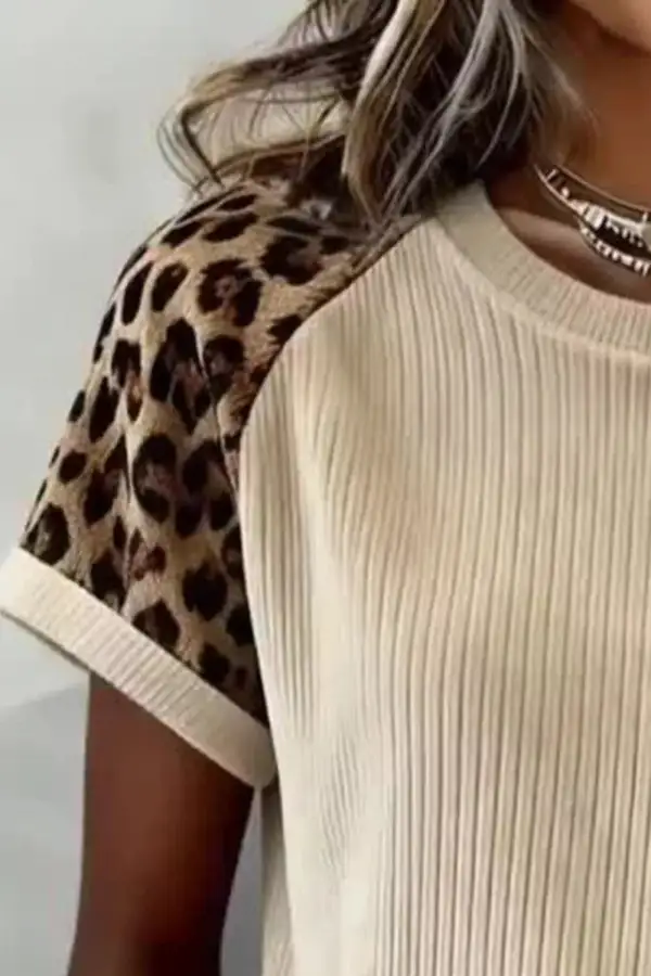 Ribbed Block Leopard Contrast Sleeve Loose Tee