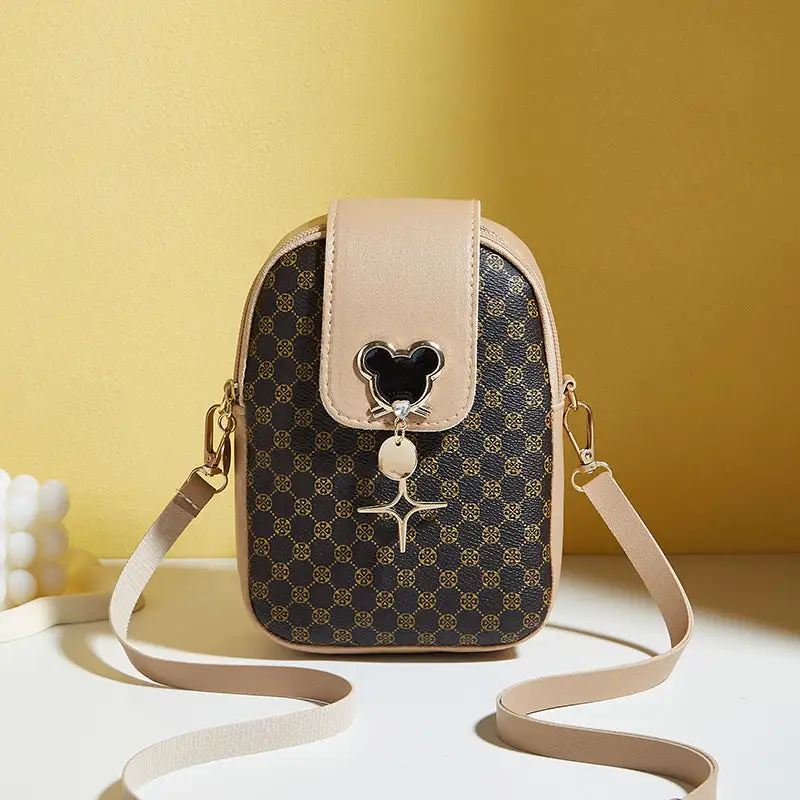 Soft Minimal Crossbody Bag