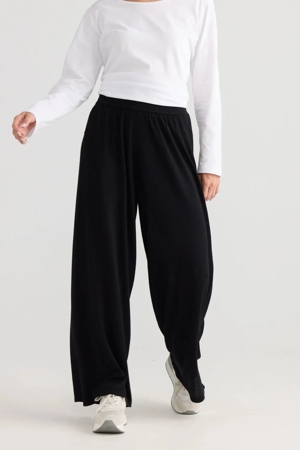 Women's Fluid Movement Wide Leg Pants