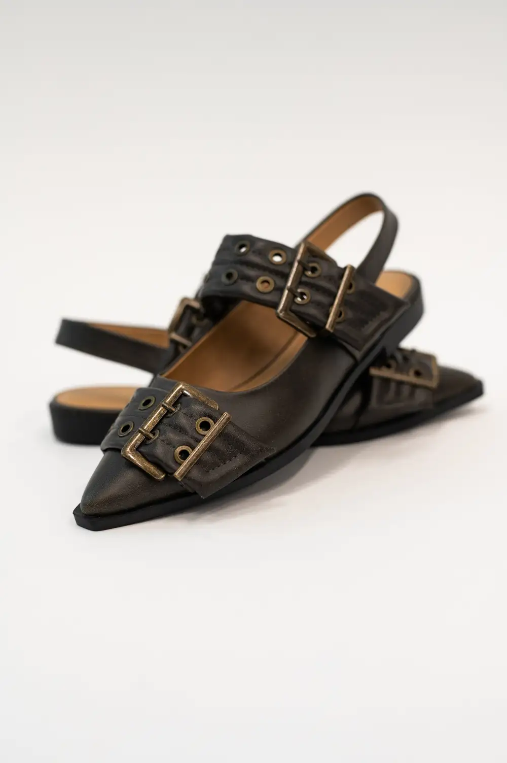 Buckle Crazy Flats