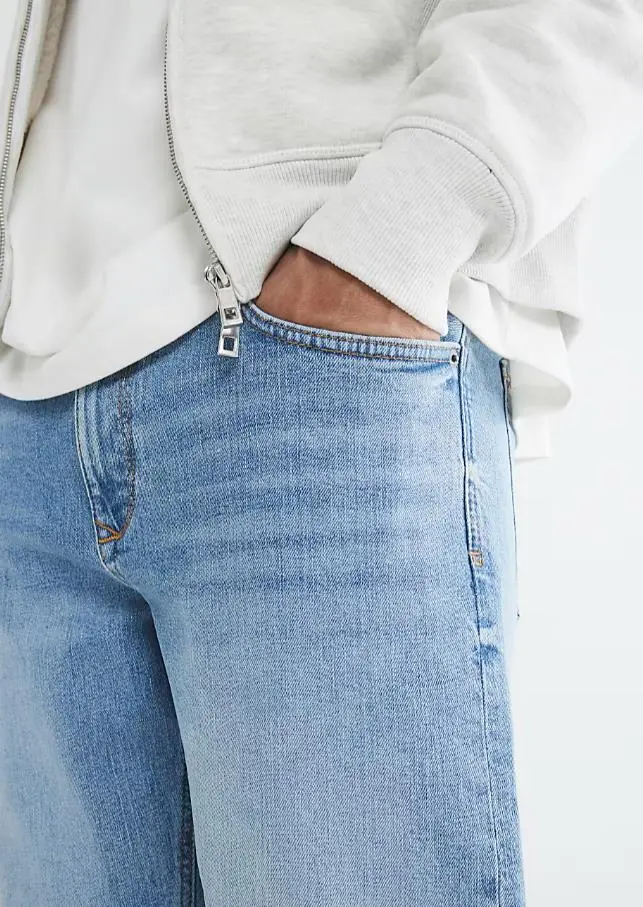 Men's Washed Blue Slim Jeans