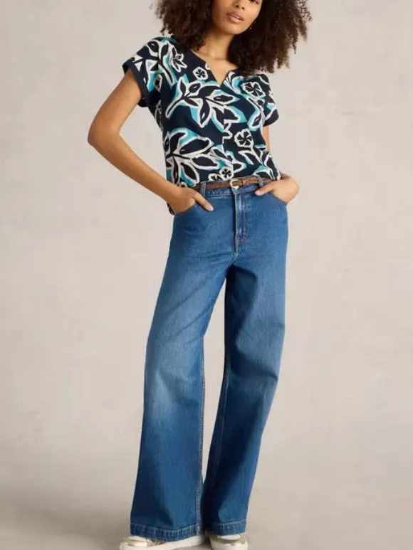 Notch Neck Print T-Shirt