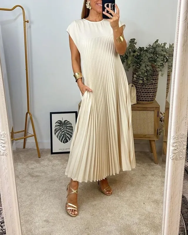 Timeless And Comfortable Dress
