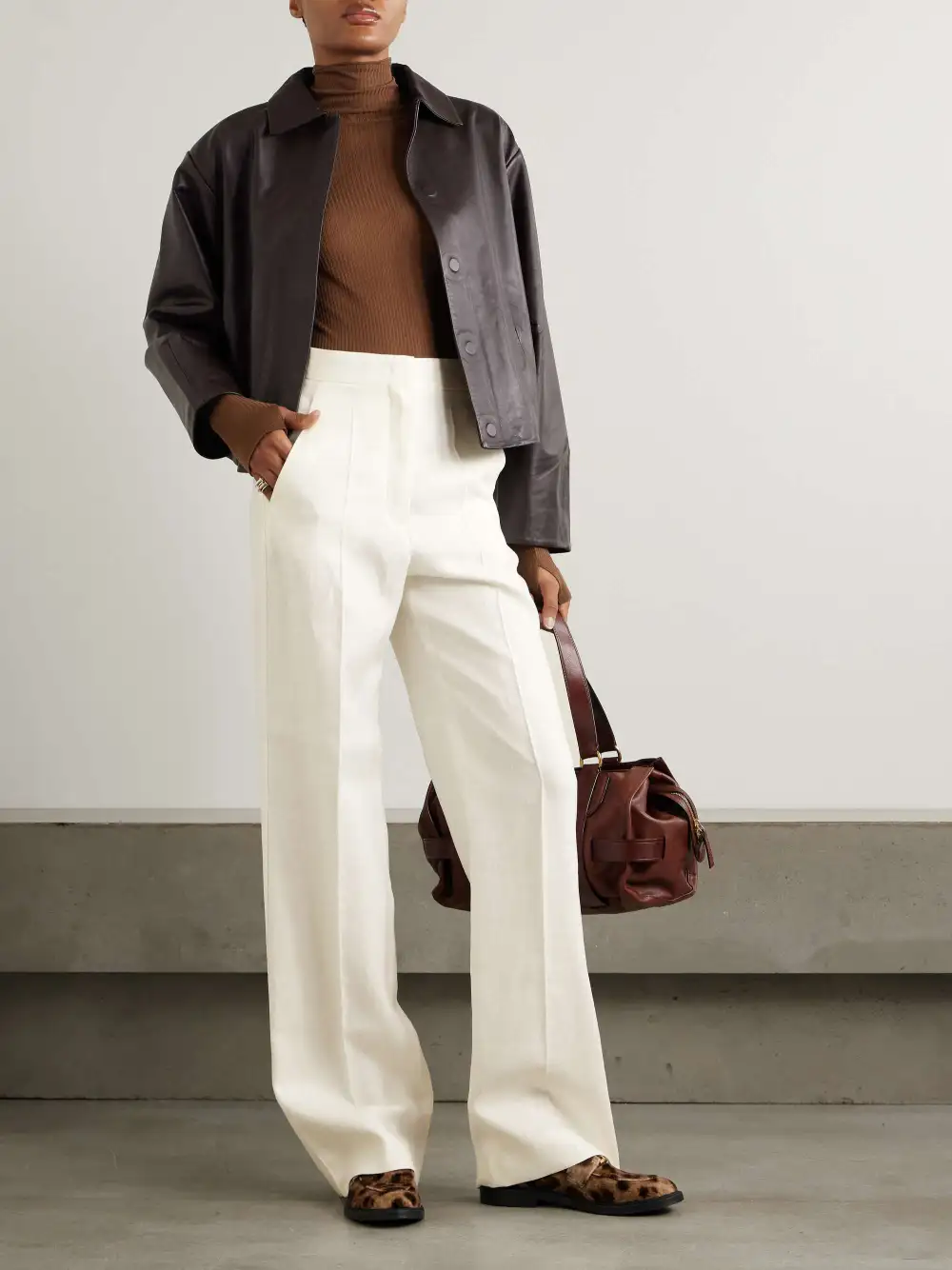 Top+ Pants+ Pearl Necklace+ Shoes -ONLY 26.95