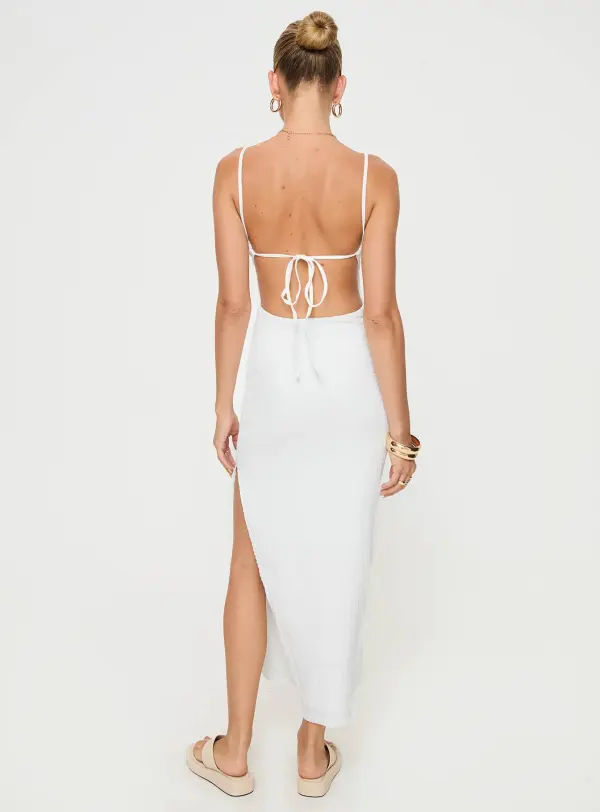 Guest Ready Flowing Maxi Dress