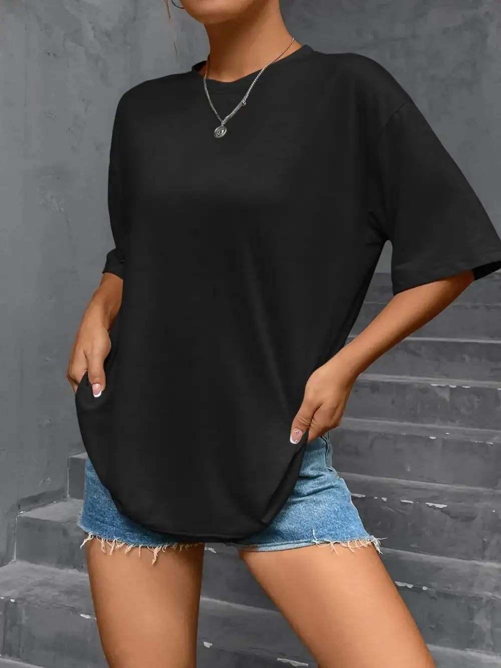 Smooth Round-Neck Short-Sleeve Cotton T-Shirt