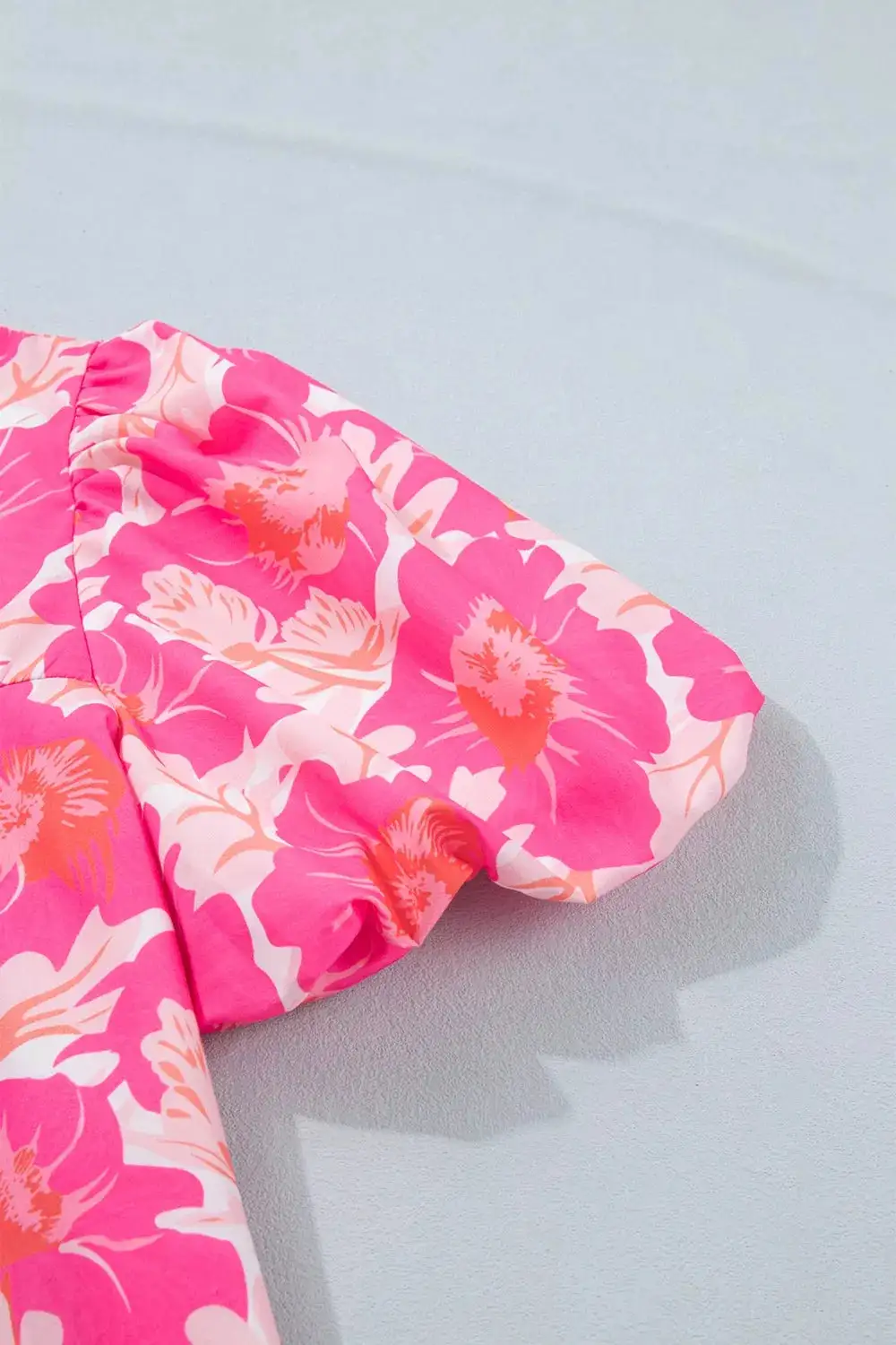 Relaxed Short Bubble Sleeve Floral Blouse