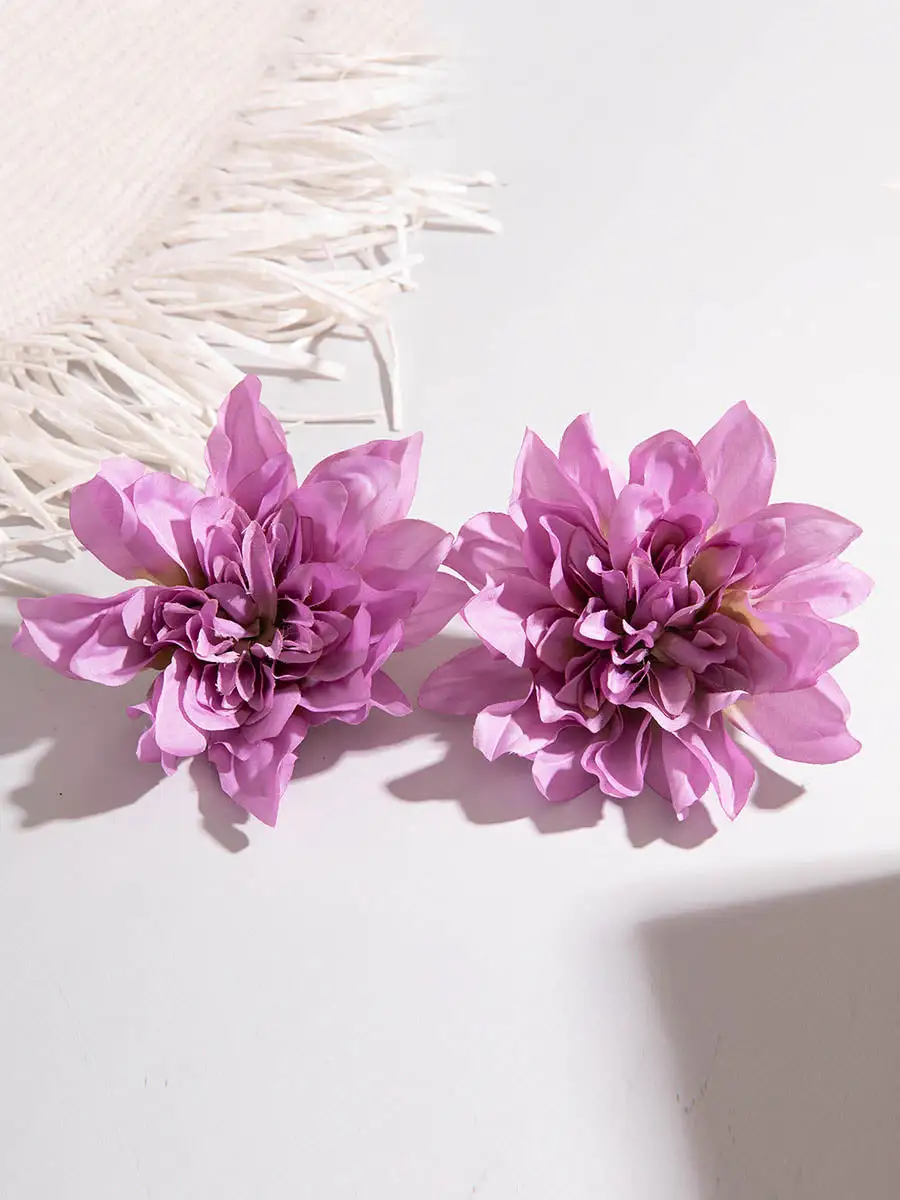 Chic Vintage-Inspired Drop Earrings