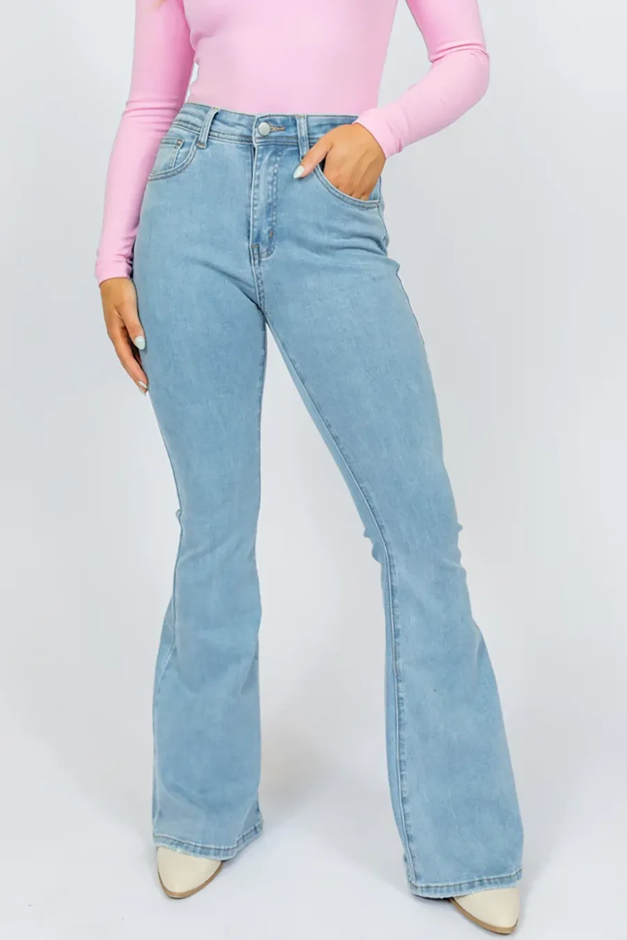 Comfortable Light Wash Stretchy Flare Jeans