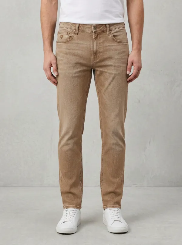 Men's Contemporary Comfort Casual Wear Stretch Denim Jeans